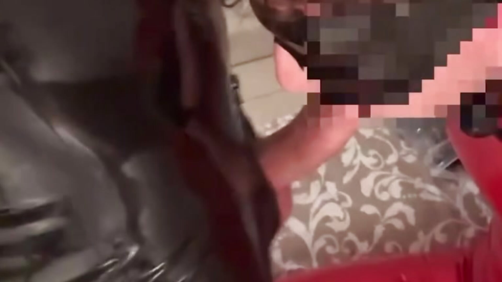 Suck Delicious me 24 cm deep - vidéo du modèle de showcams _Crystal_evains