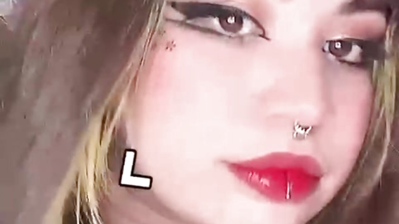 xx - video by Effyss_ cam model