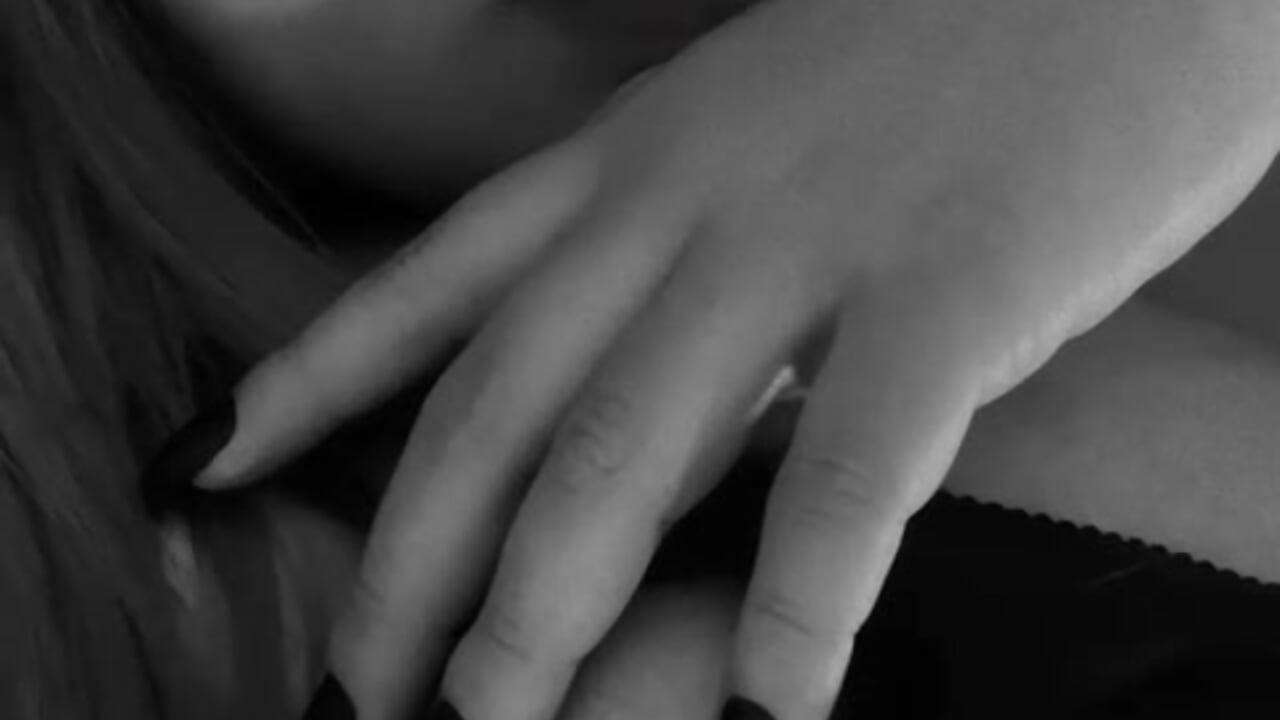 :) - video by Effyss_ cam model