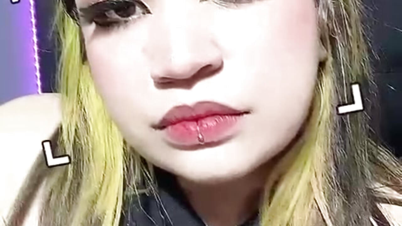 x - video by Effyss_ cam model