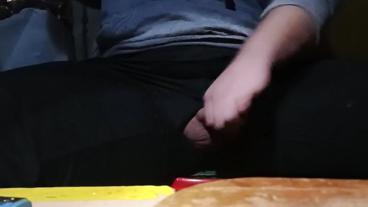 1000045120 - video by geriker cam model