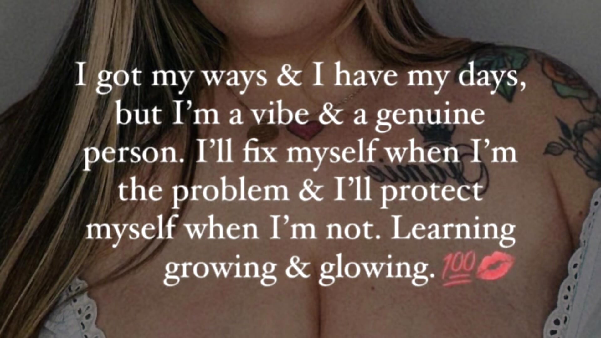 TikTok - video by KikiBBW cam model