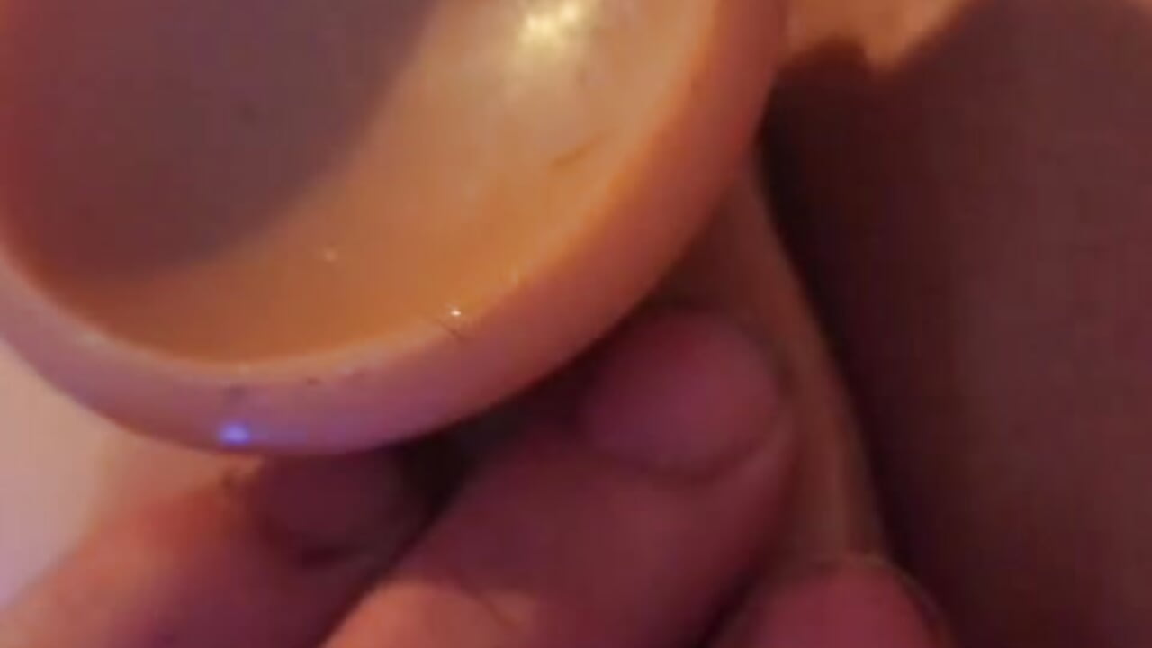 5 min video of me getting fucked by 7.5 in dildo, dripping in cum ;D