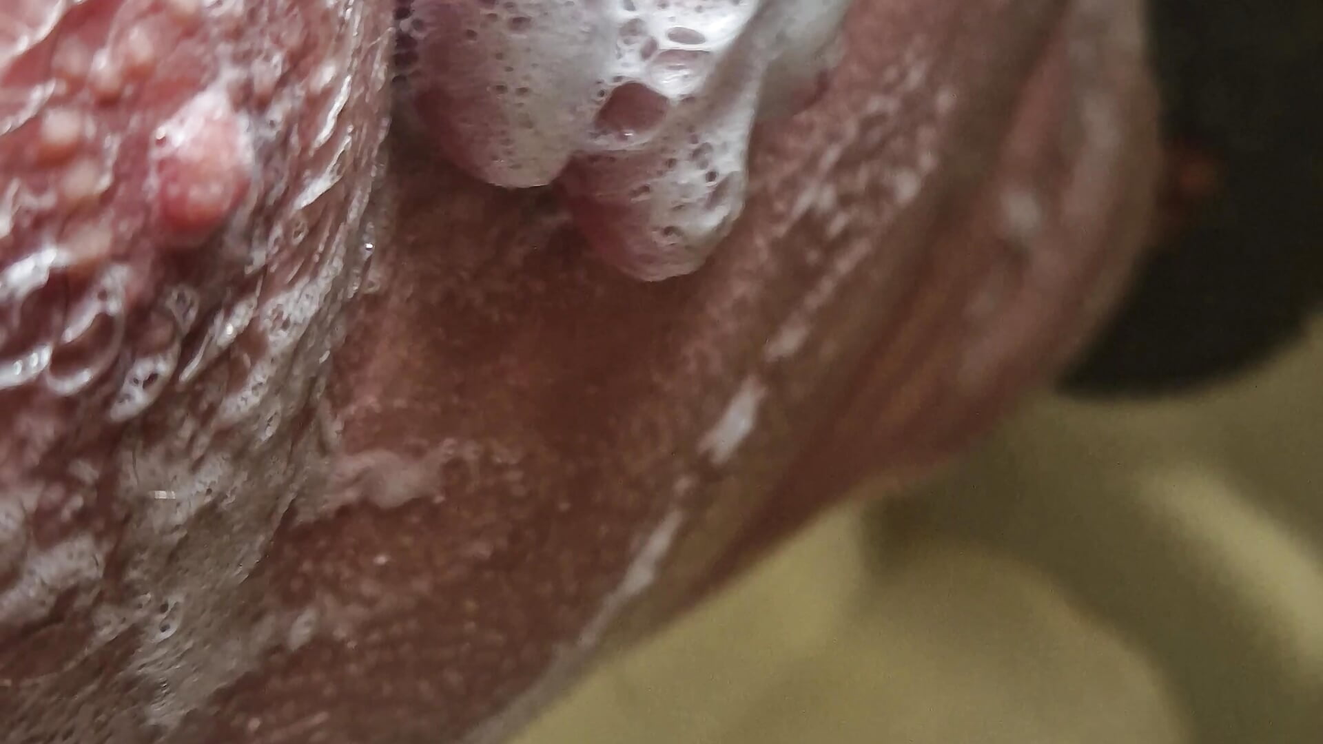 Dick und Arschloch säubern unter der Dusche :) Shower
