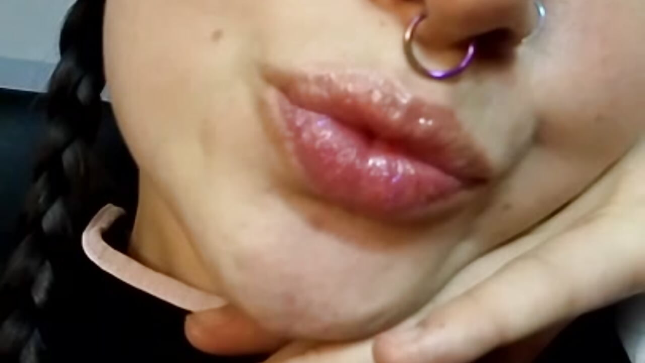 Maid at your servic, Boss... <3 - 視頻由 Angela_18honey 主播提供