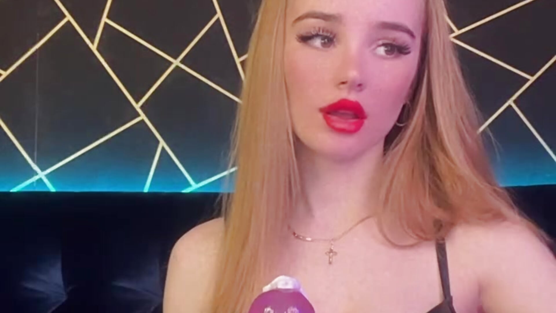 I jerk off my dick until there is sperm on my tongue