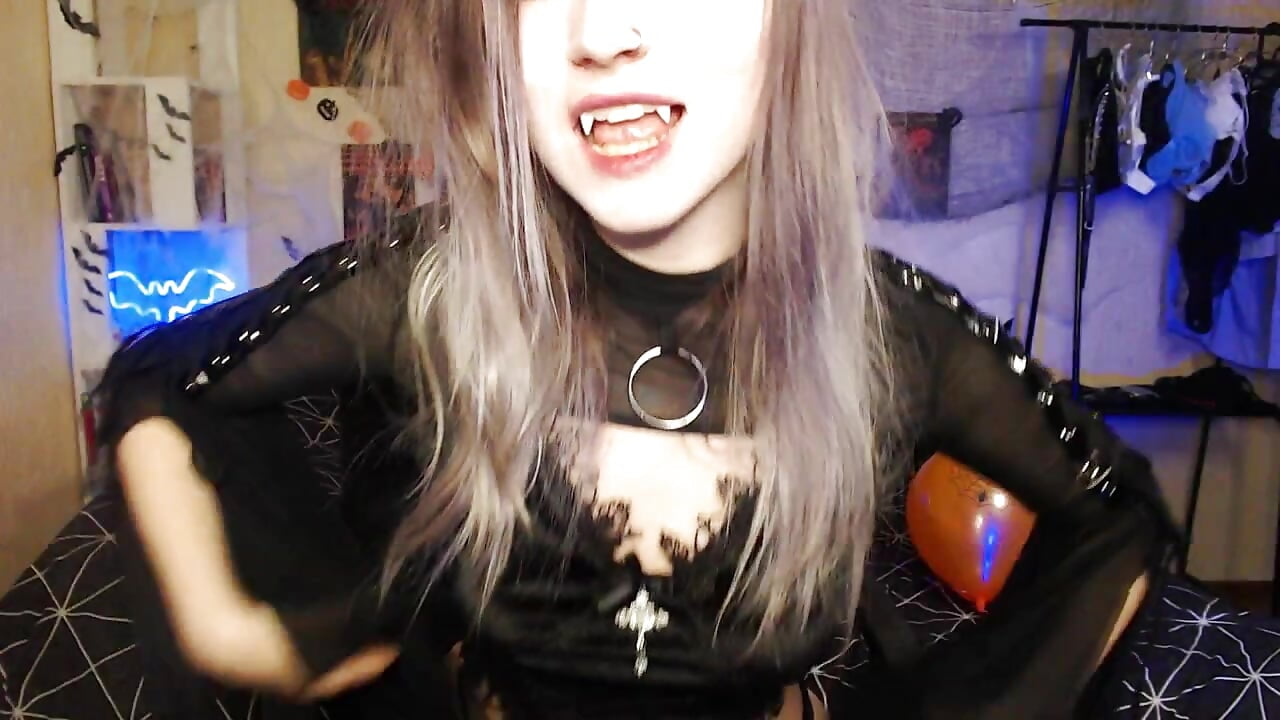 hl - video by Viper_kiss cam model