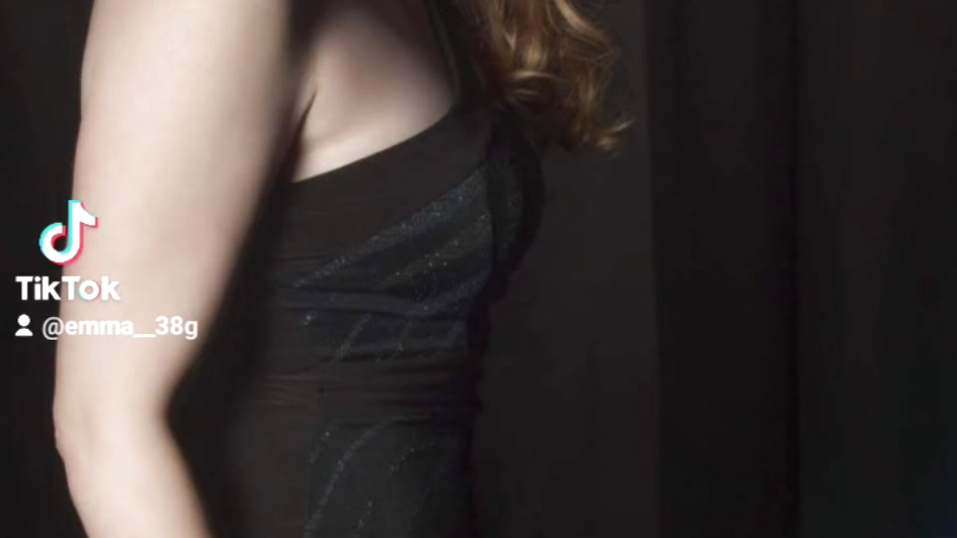 2023-05-28-103903567 - video by emmita69_ cam model