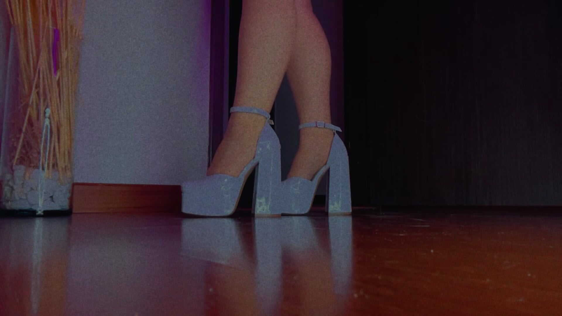 Listen my heels