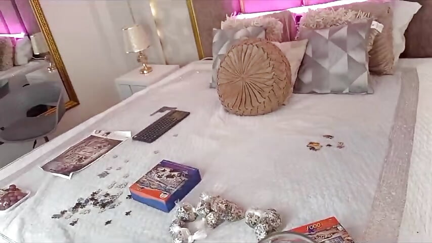 a good wine, a puzzle, some snacks and most importantly...our clothes falling little by little... - video by Amareto_ cam model