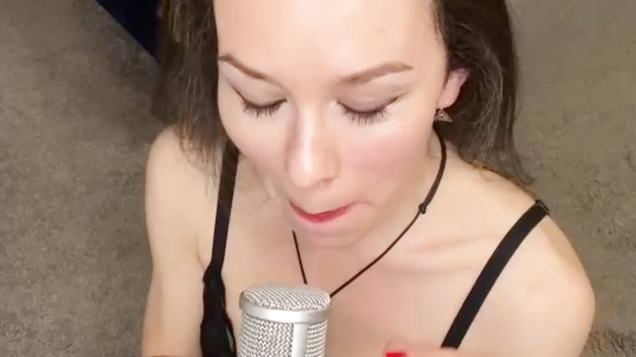 asmr-カメラキャストのHaileyMoonnの動画