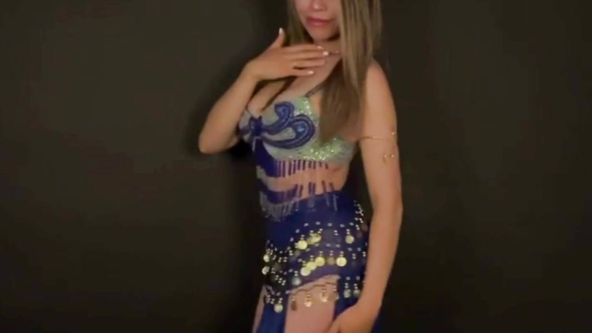 Belly Dancer sexy moves