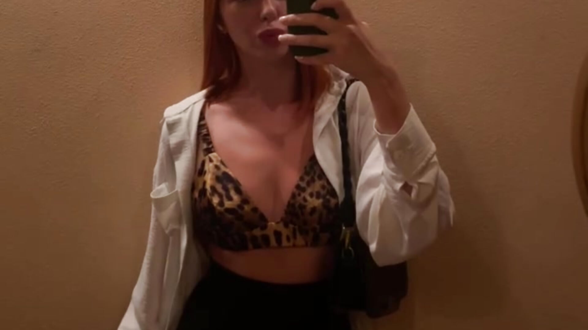 my figure - video by LoveCuteKitty cam model