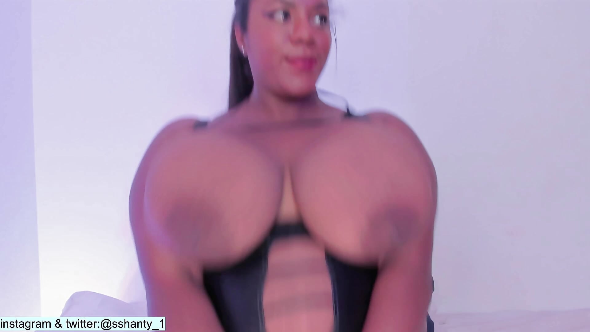 bounce boobs - video by Sexyshantal_ cam model