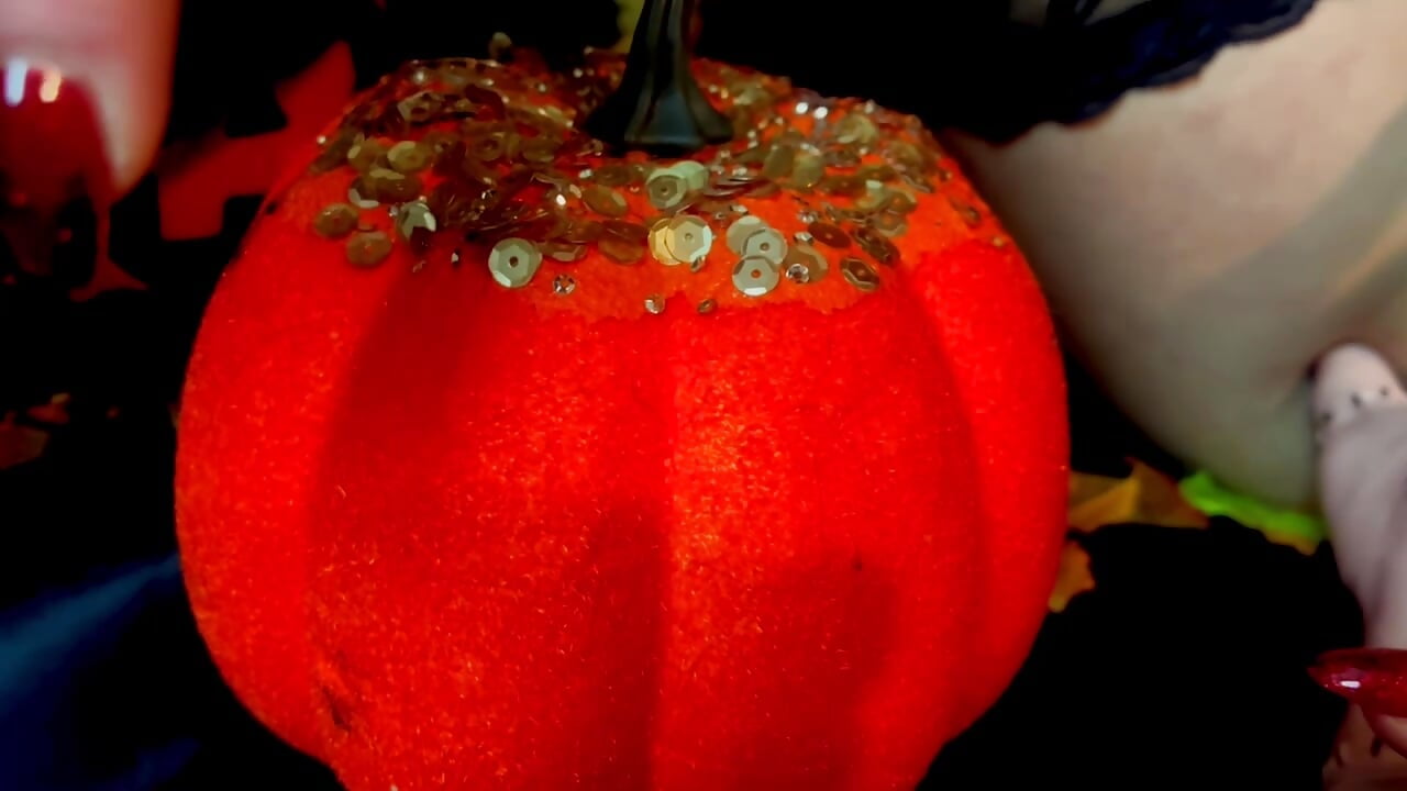 Хеллоуин25 - video by CharlotteMi cam model