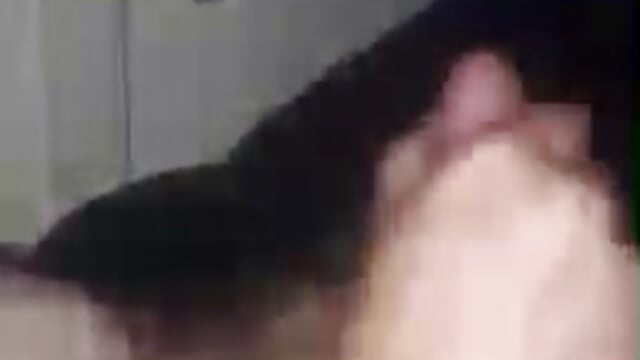 1000046013 - video by 69touchyfeely cam model