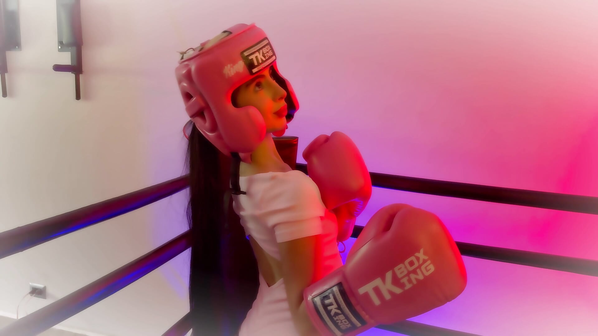 KO with style 😘🥊 - video by ashley_williamss cam model
