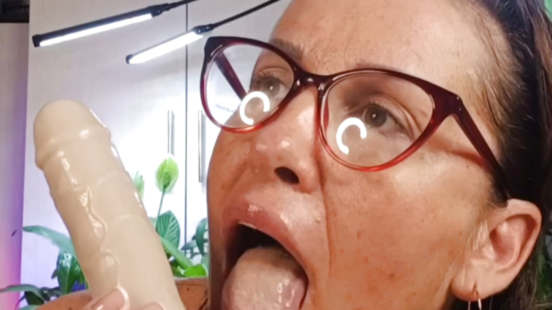 Hot blowjob for you)