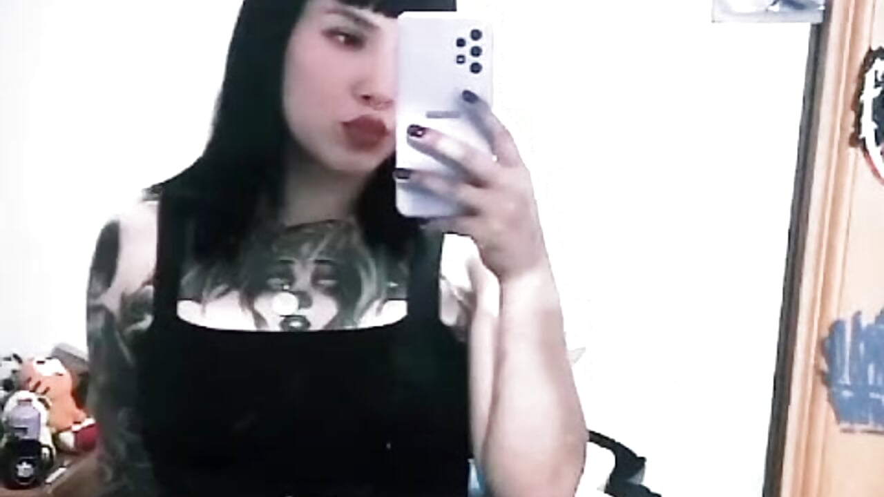 profile-intro-video-1792125092