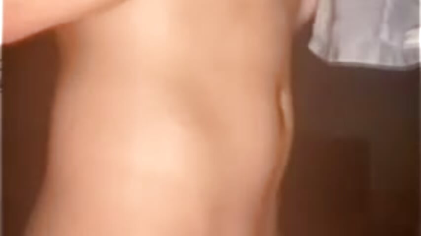 Quick body tour! - video by Vale_187 cam model