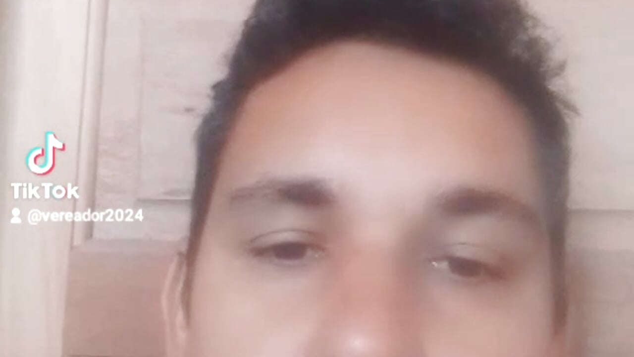 2023-04-29-125124851 - video by Professor351 cam model