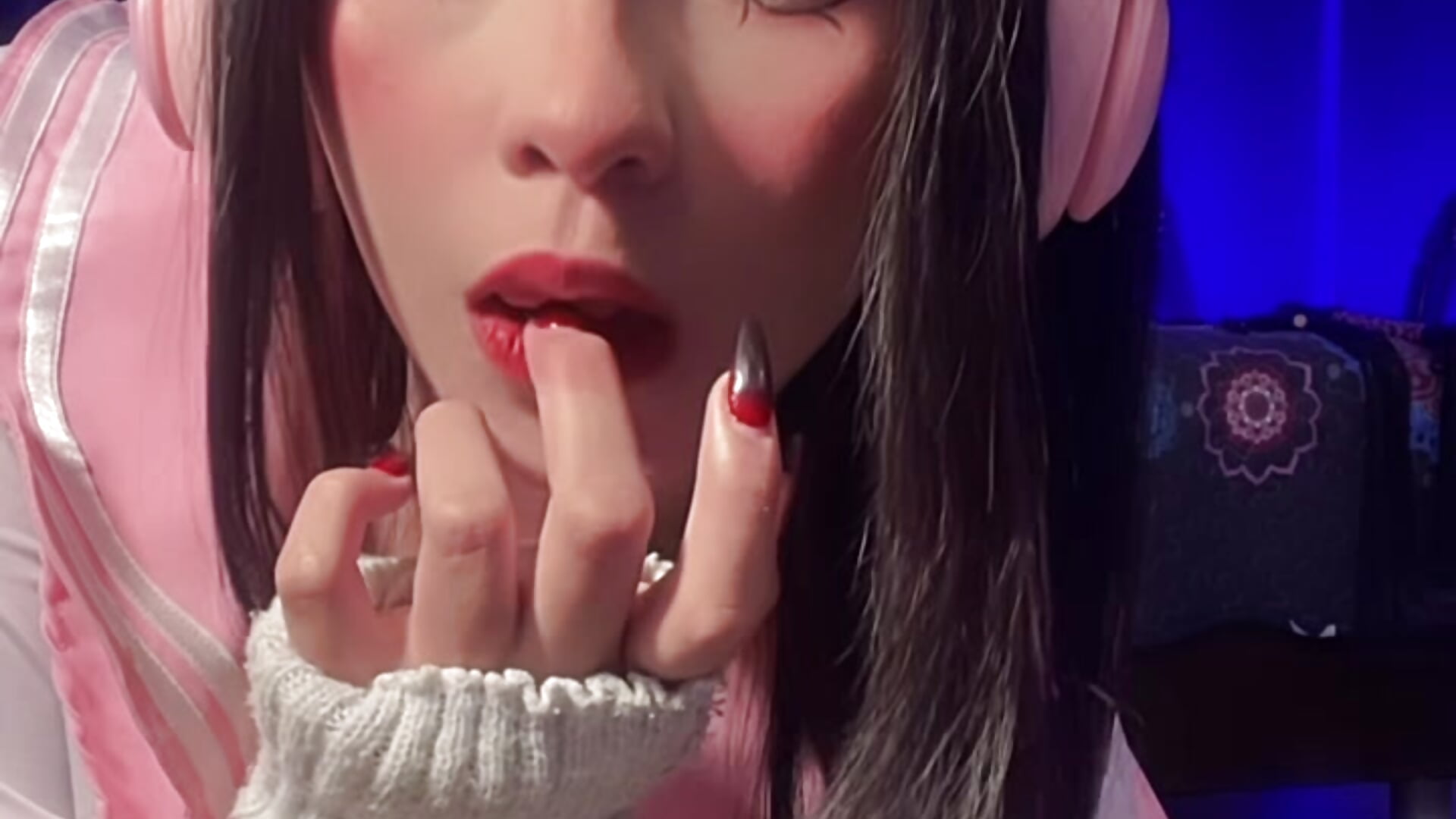 Video_20251203_114053_224.mp4 - video by LanaKyutt cam model