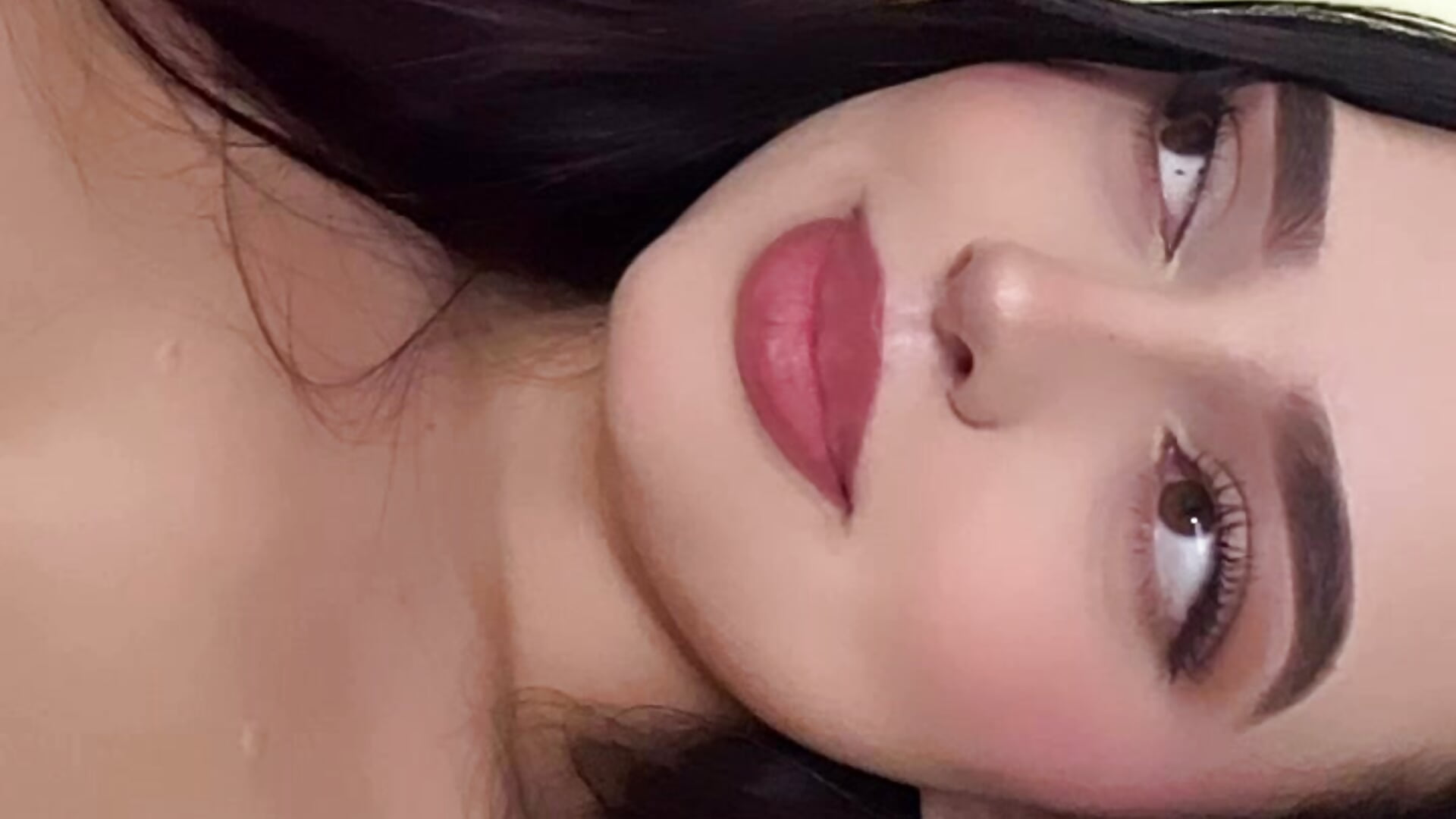 Sweet 😻 - video by sophialorens_s cam model