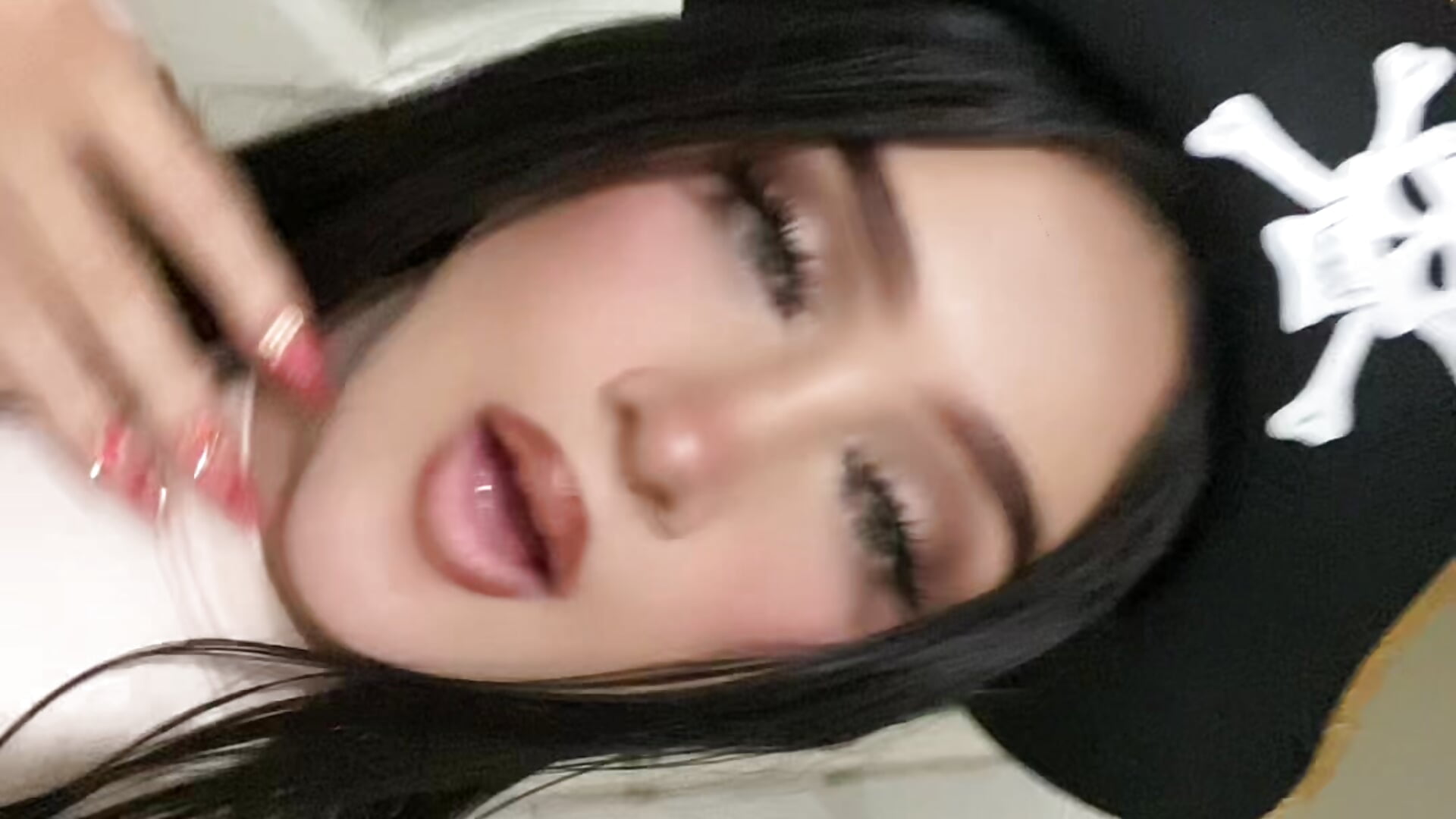 💋💋💋 - video by cattriona_muller cam model