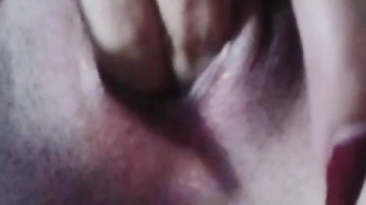 Zoom pussy viem  (fingering)