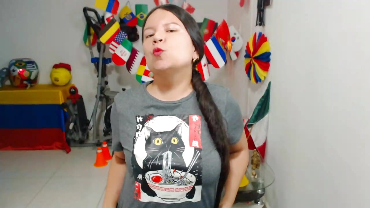 KISSES♥♥♥WELCOME TO MY ROOM♥♥♥ - video by claryssa_ cam model