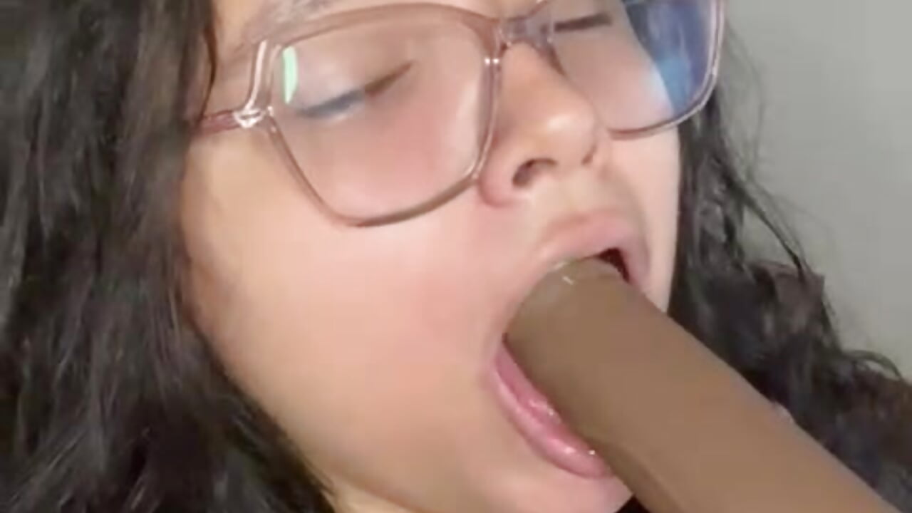 Delicious Blowjob BBC 🥰 – video modela na kameri CurlyGirl_1