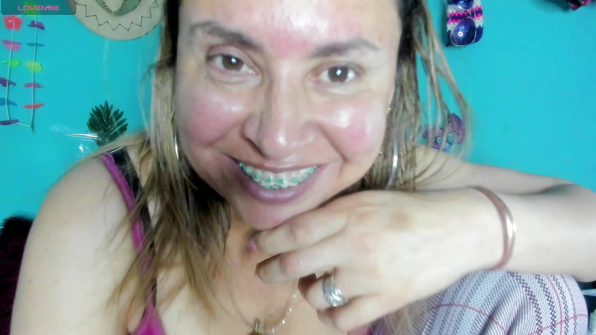 I like it naturally - SheraHadee adlı kamera modelinin videosu