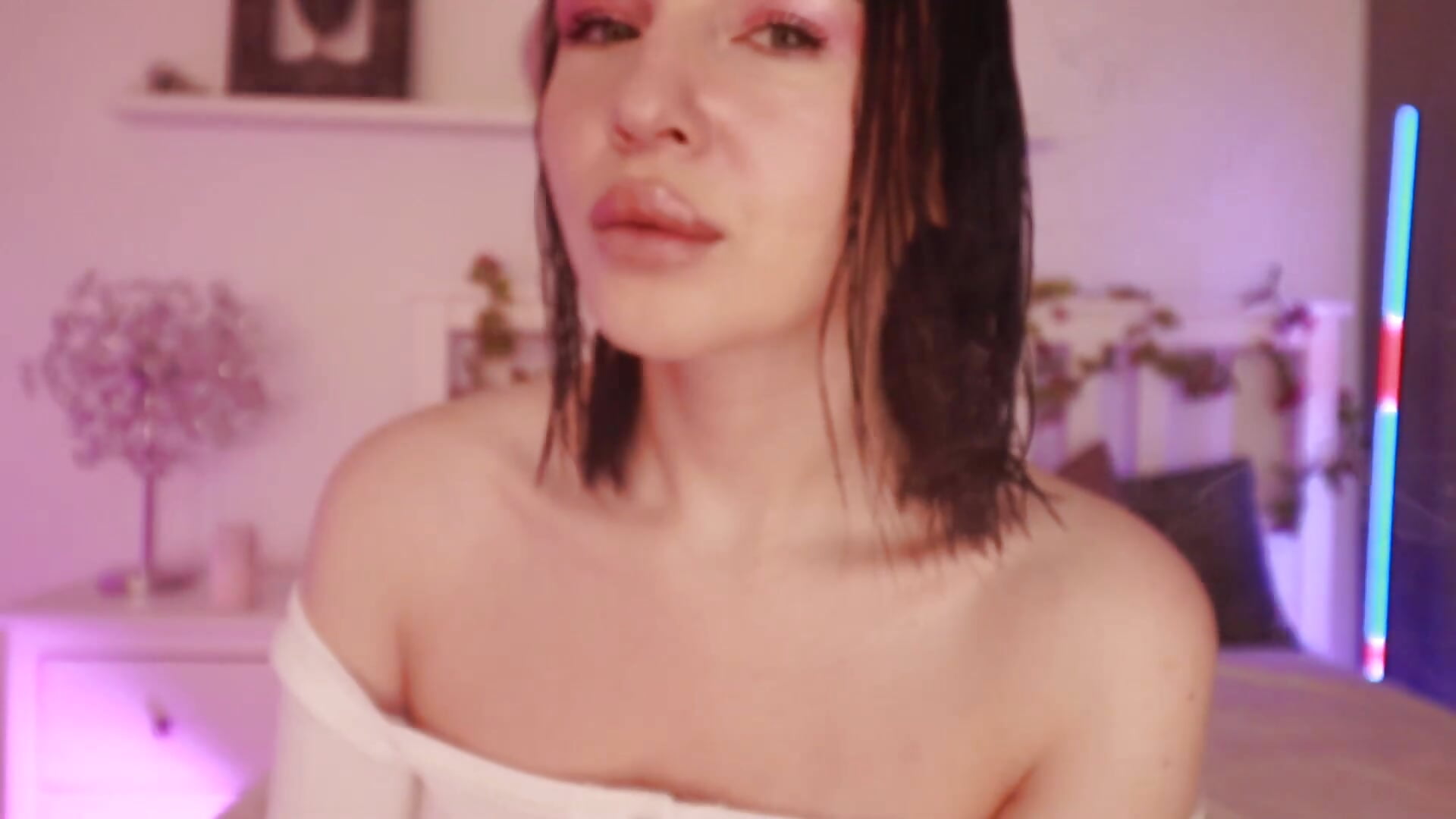 smoking - video by Emily_Shane cam model