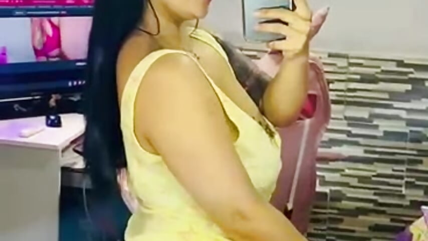 :) - video by Meganmilk1 cam model