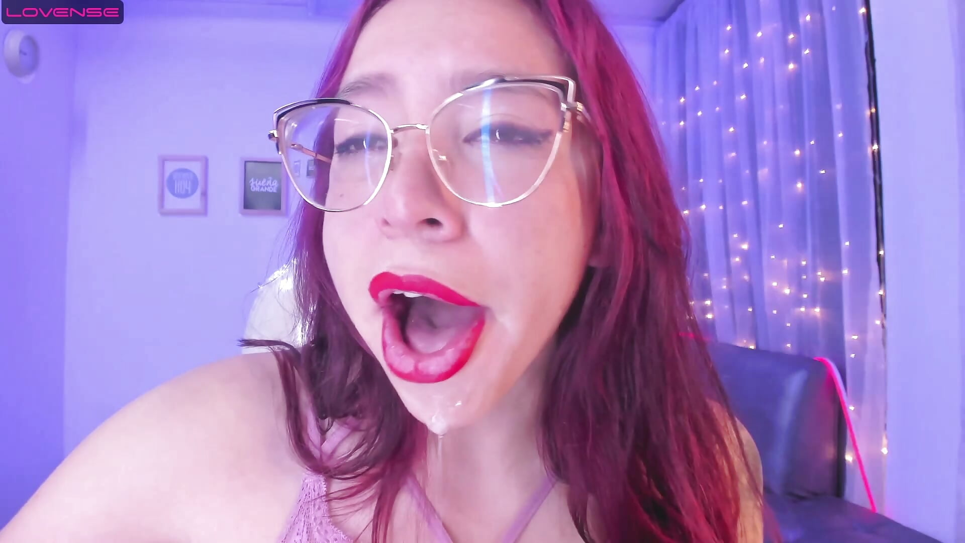 deeper deeper - video by Katty_mouth cam model