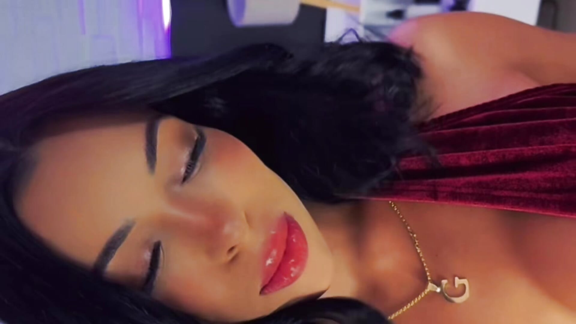 🤤 - วิดีโอโดย LunahMiller โมเดลแคม