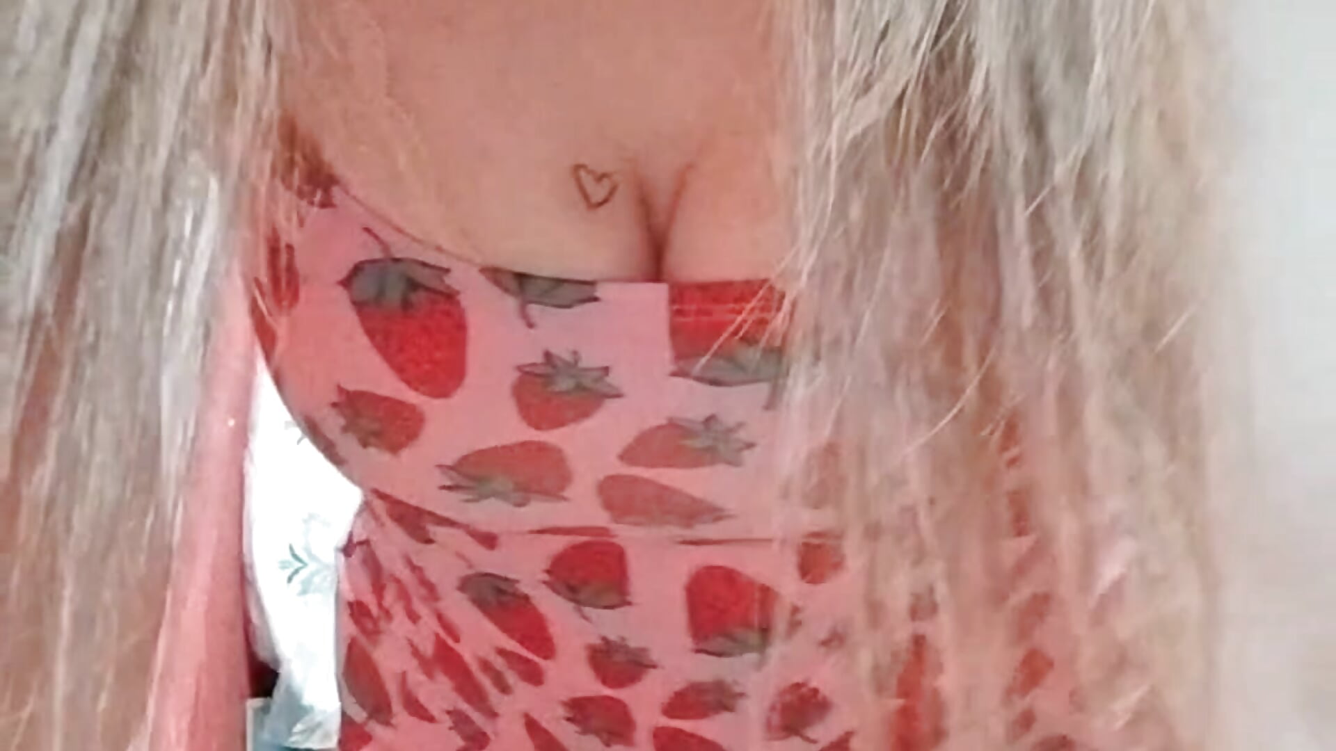 パンティーがない / I don't have panties - video by lovely_nekochan cam model