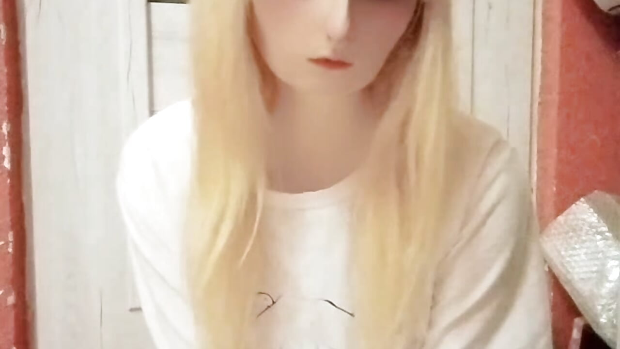 Innocent Nekochan 😺 - vídeo de la modelo de cam lovely_nekochan