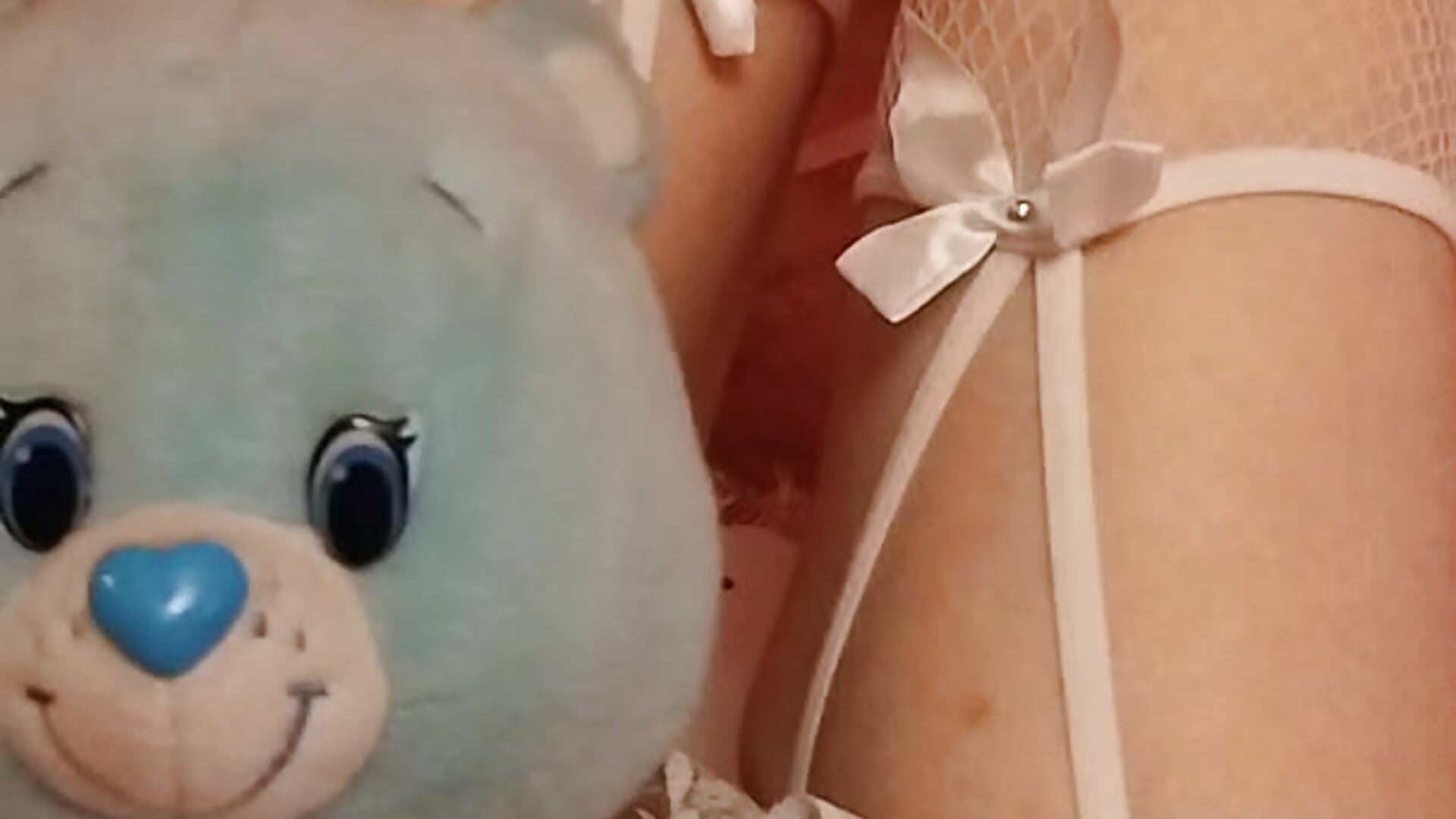 Cute princess Nekochan speaking on japanese and english - video by lovely_nekochan cam model