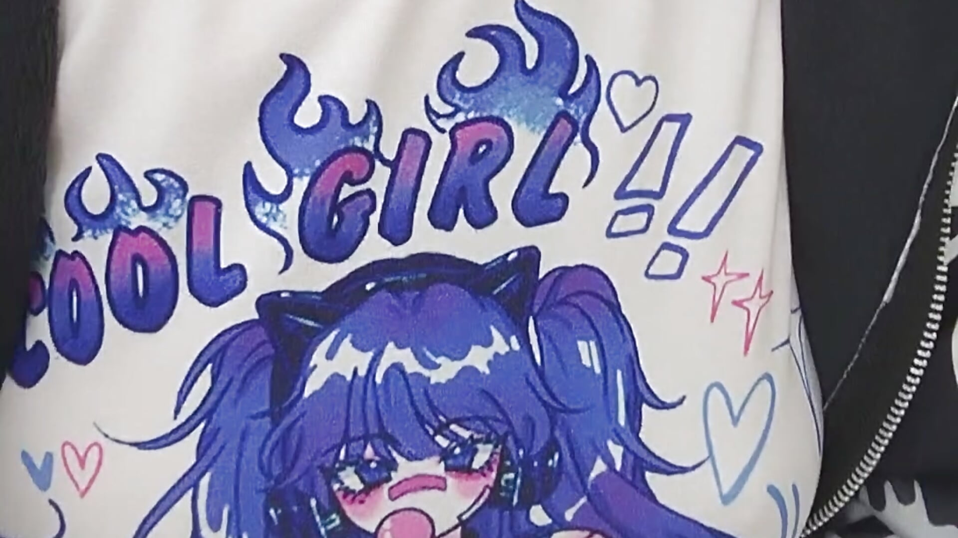 ネコちゃんは外でノーブラで歩いてるの。 触ってみたいの？/ Nekochan on outside without bra. You want to touch me? - video by lovely_nekochan cam model