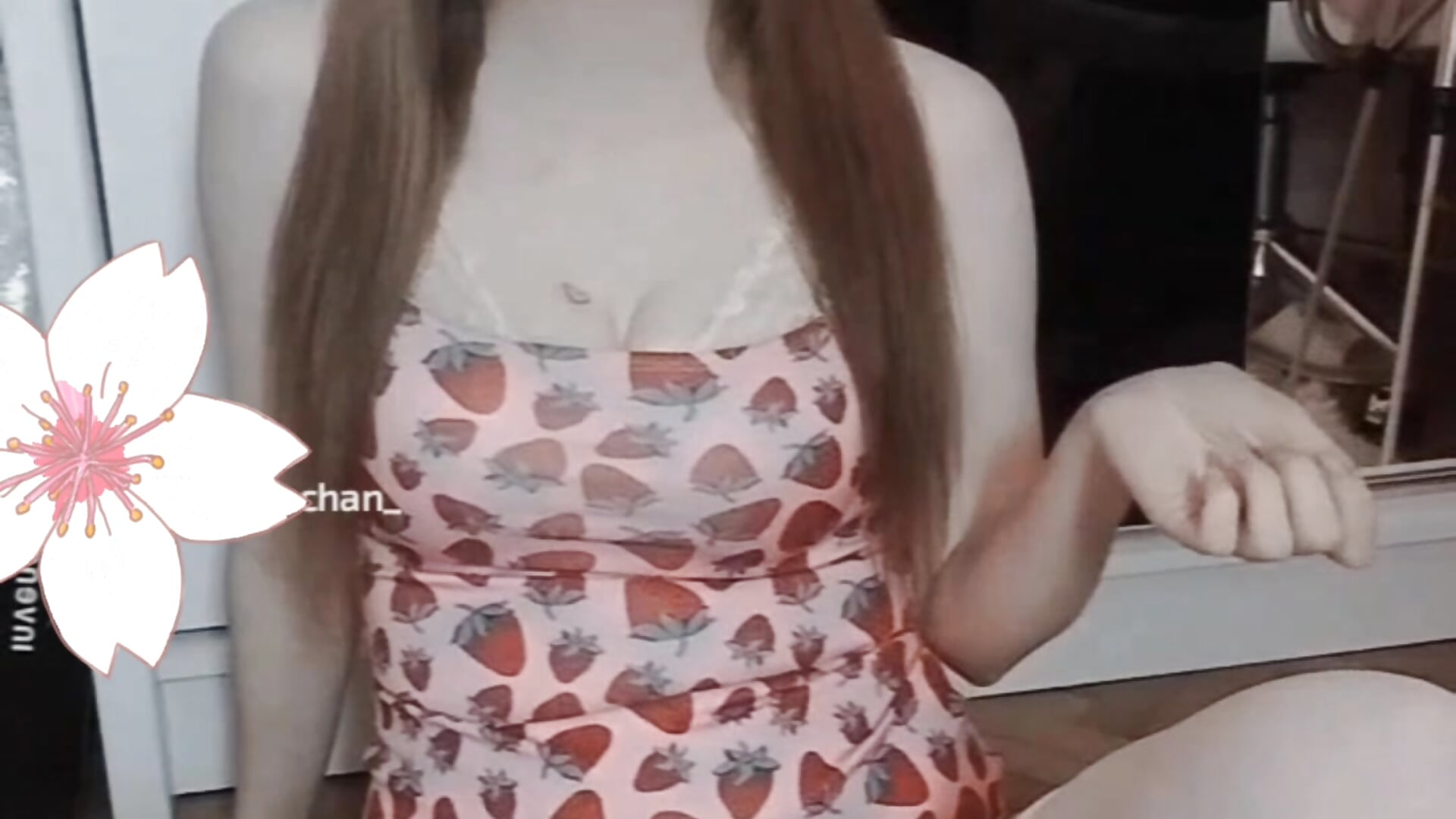 本当に / really ... 🤣🤣🤣 - video by lovely_nekochan cam model