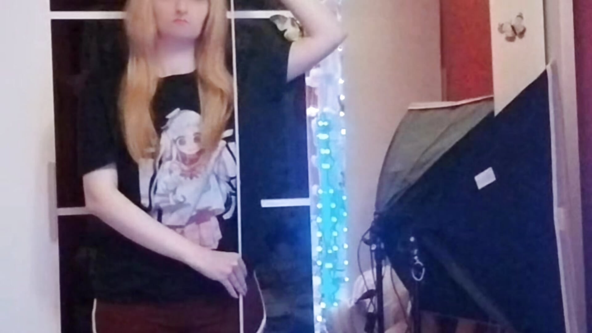 パワーの身長はどのくらい？how tall it's Power? - video by lovely_nekochan cam model