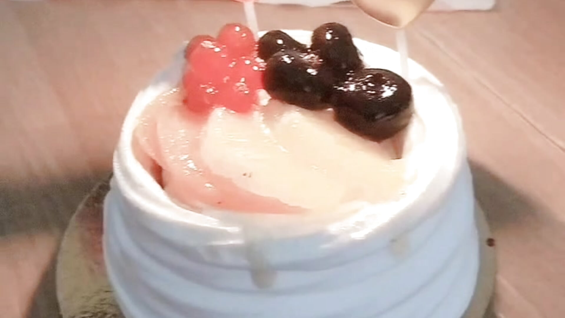 Little cute cake 🍰 - video by lovely_nekochan cam model