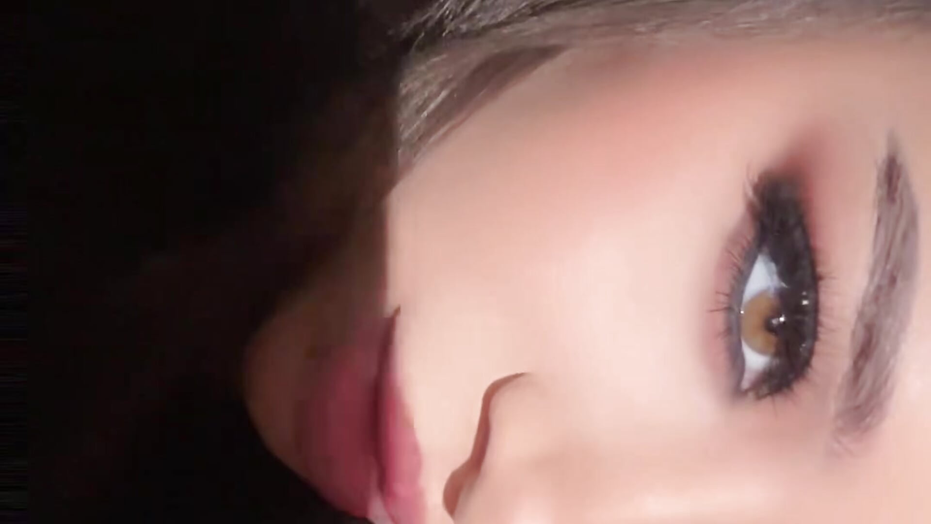 Look into my eyes - Vídeo de vixennn, modelo de vídeos