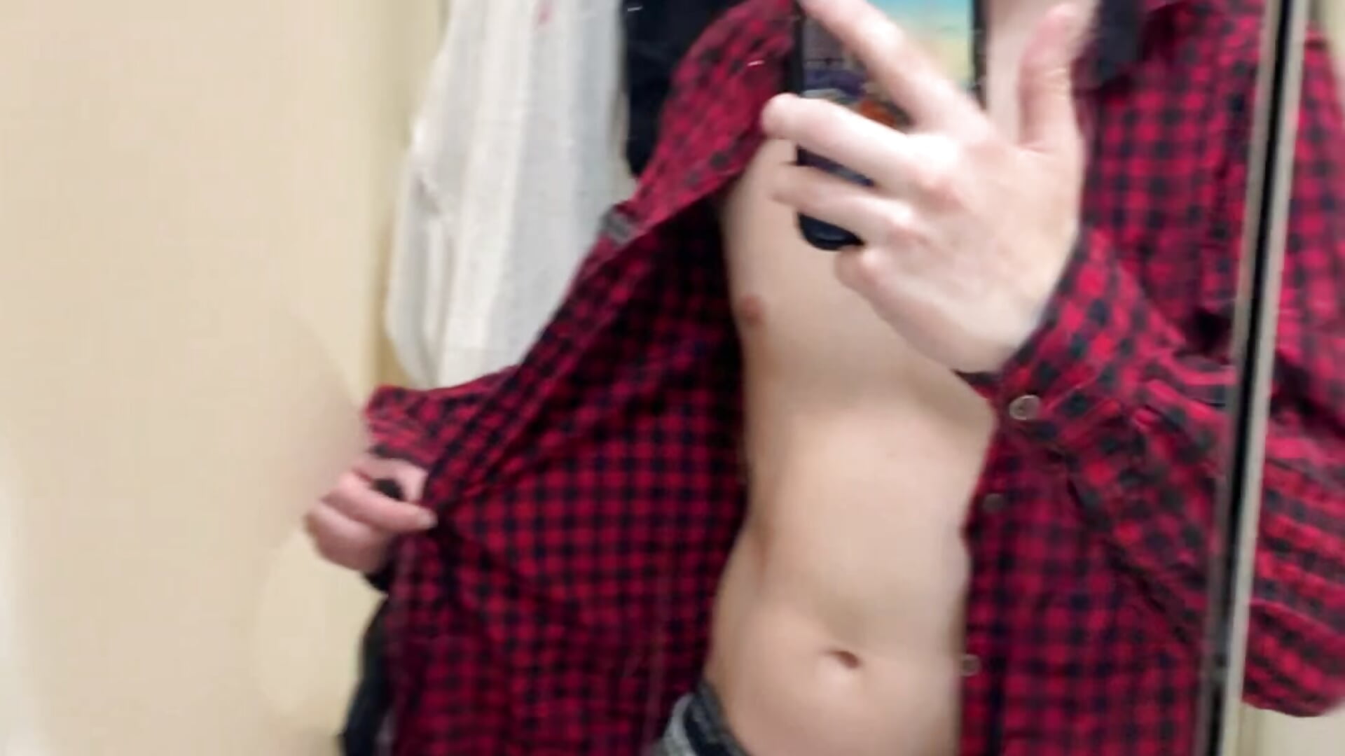 Avant ou après la douche - video od modelky/modela GuillaumebeauZizi