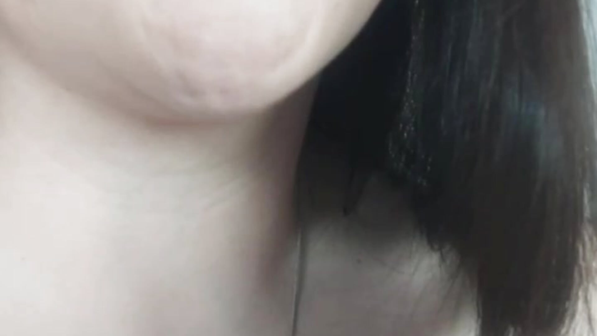 smoke– SheilaBloom kameramodell videója