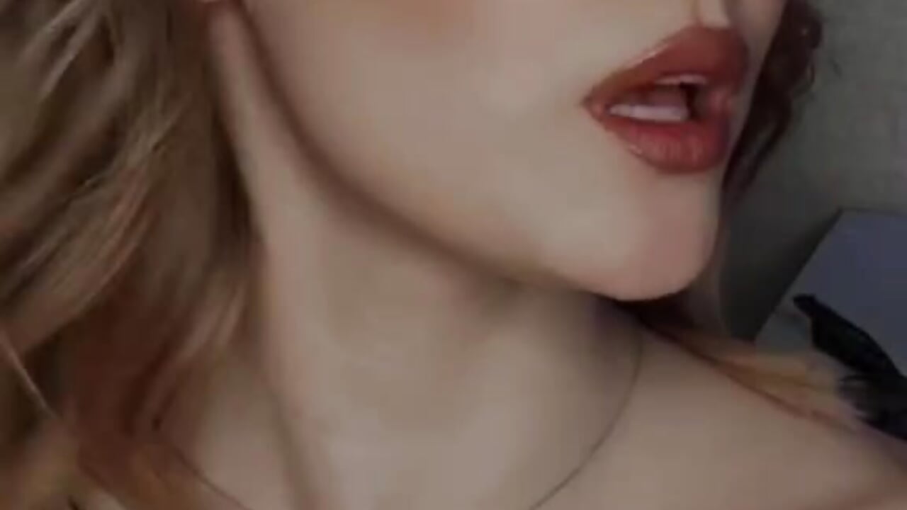 <3