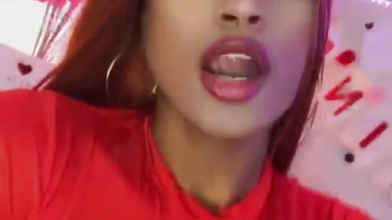 strawberry dessert - video của người mẫu cam Elektra_Queen