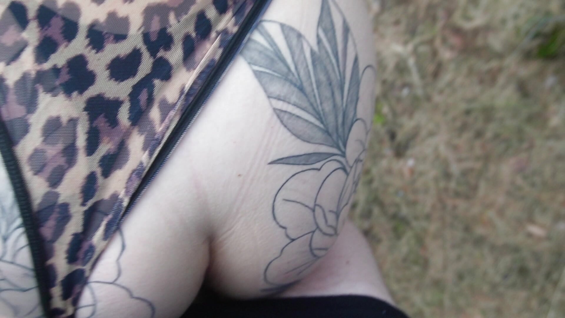 Wurde geil doggy gefickt 🍑