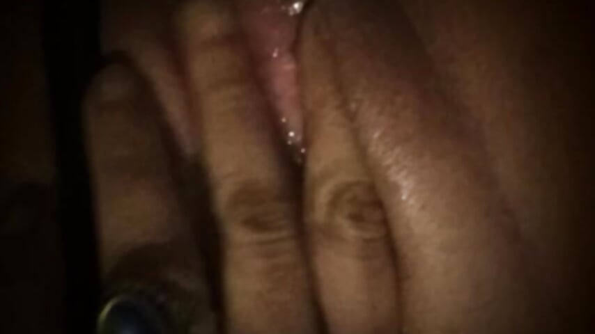 Slippery when wet - video by Slumbunnyy cam model